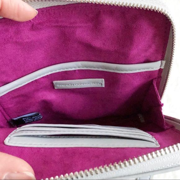 French Connection | Grey ‘Hayes’ Box Wrislet *NWT* - Picture 8 of 8